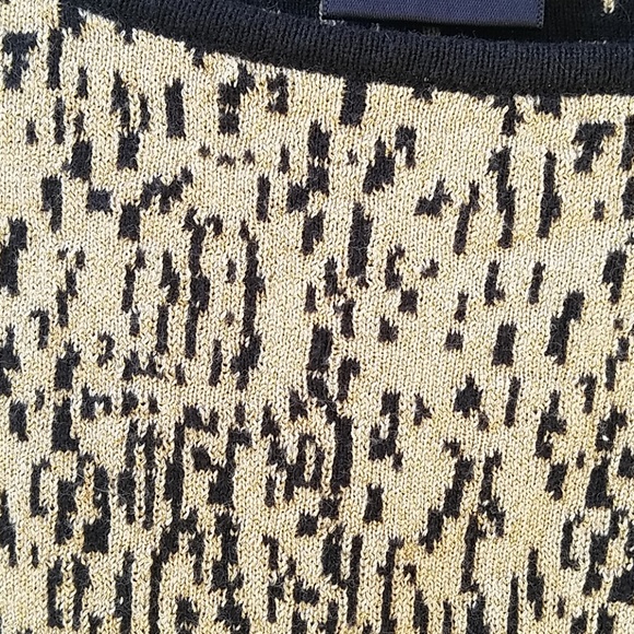 Gold metallic sweater - Picture 3 of 3